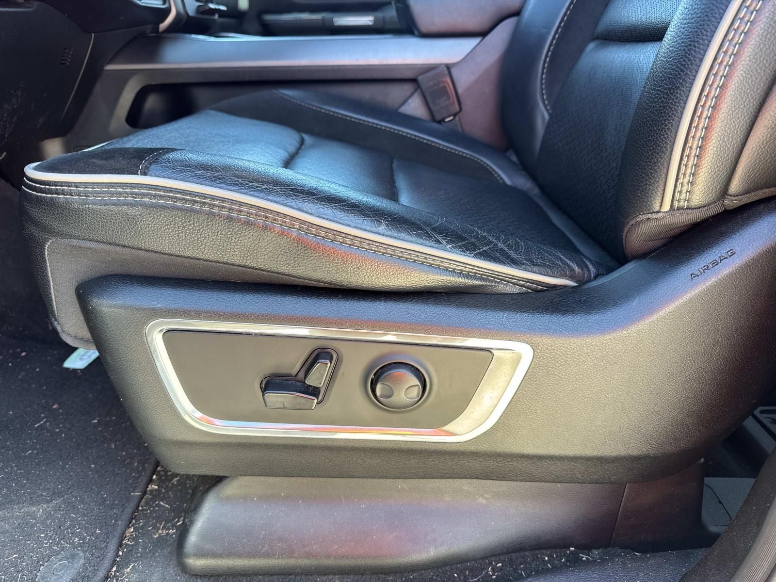 2024 RAM 1500 Laramie Crew Cab 4x4 5'7' Box