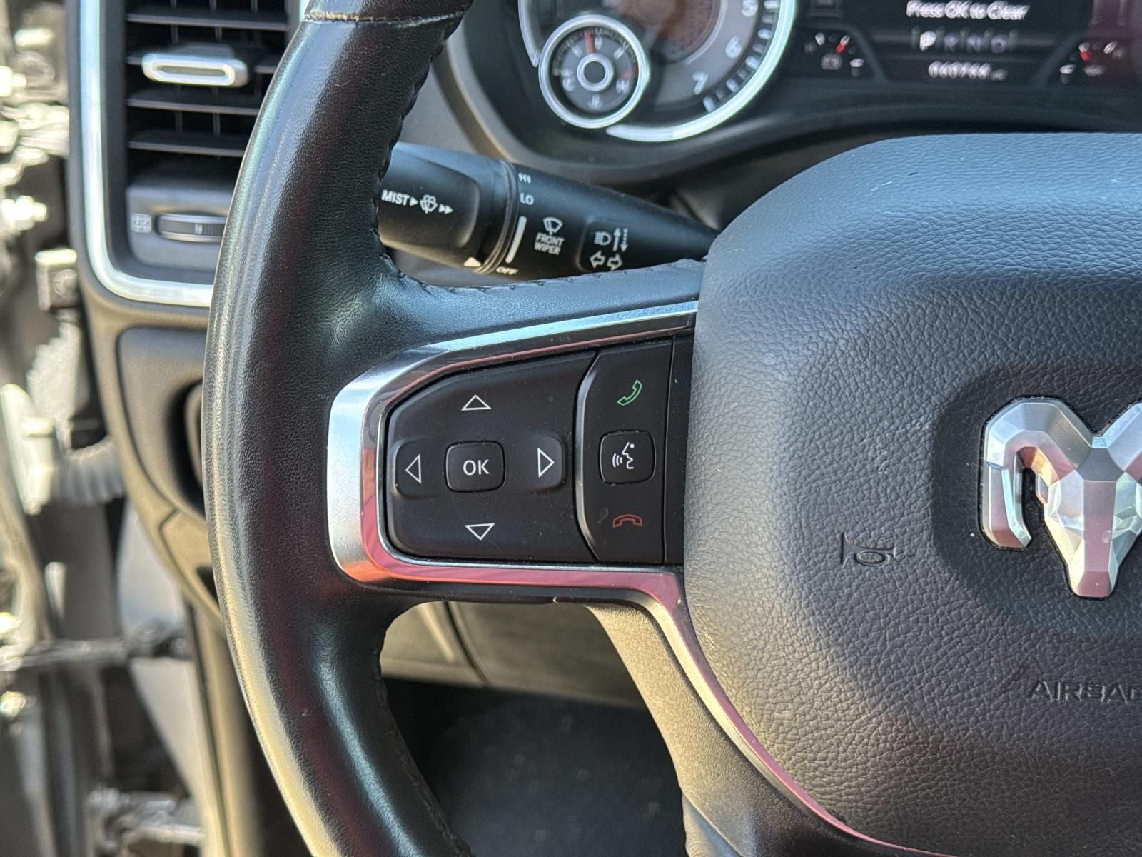 2024 RAM 1500 Laramie Crew Cab 4x4 5'7' Box