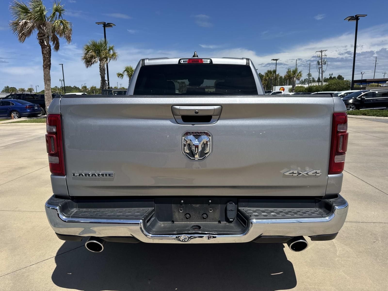 2024 RAM 1500 Laramie Crew Cab 4x4 5'7' Box