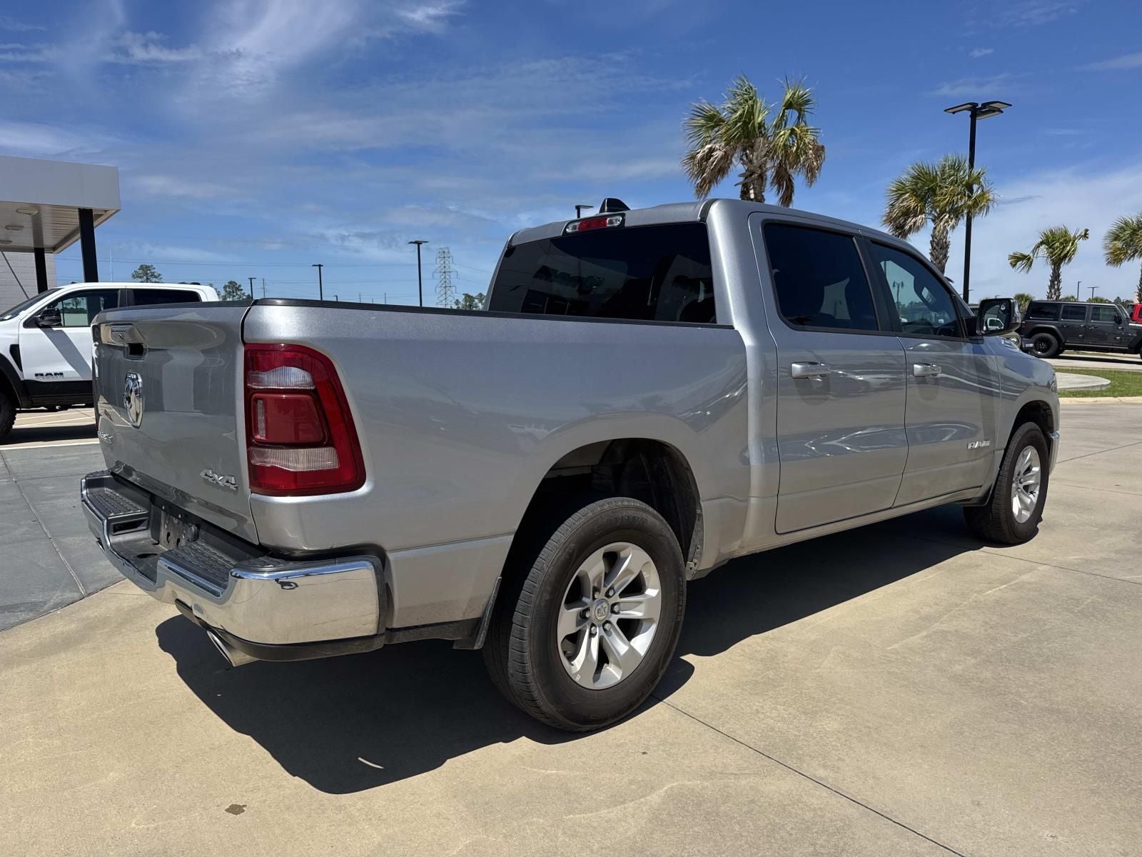 2024 RAM 1500 Laramie Crew Cab 4x4 5'7' Box