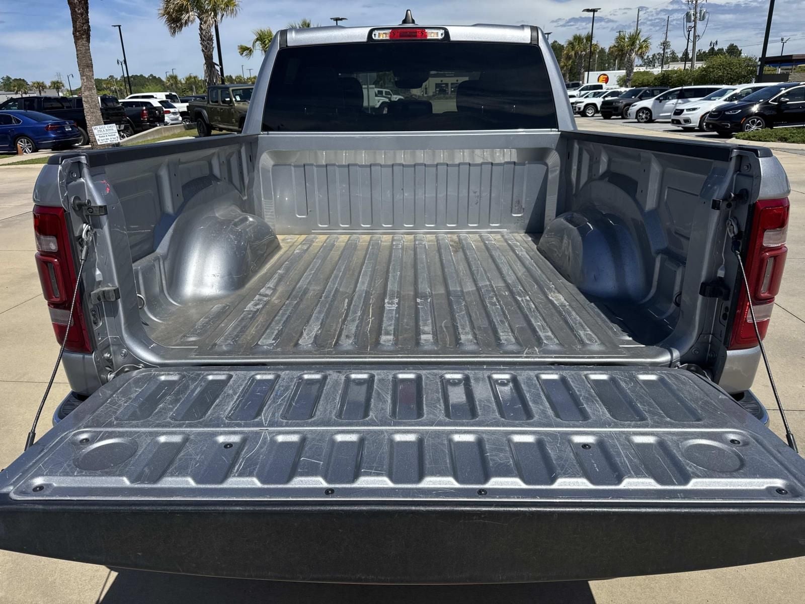 2024 RAM 1500 Laramie Crew Cab 4x4 5'7' Box