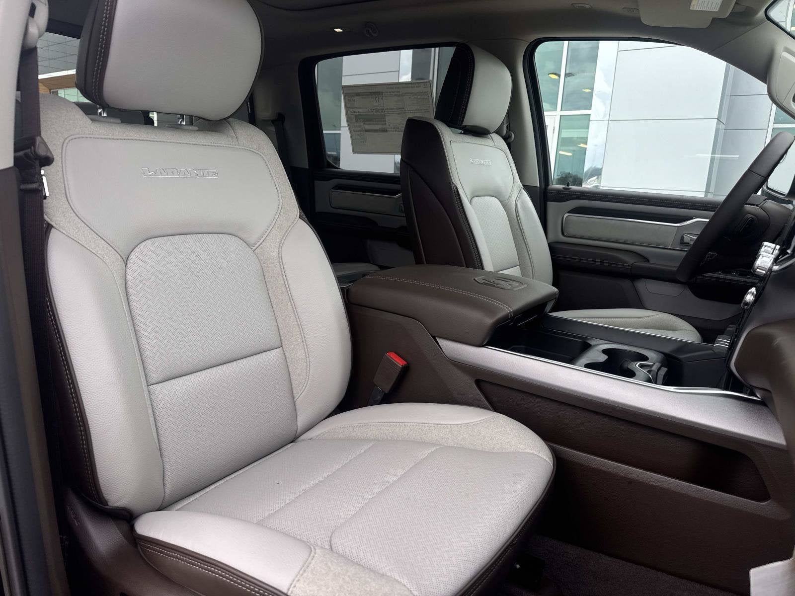 2027 RAM Ram 1500 RAM 1500 LARAMIE CREW CAB 4X4 5'7' BOX