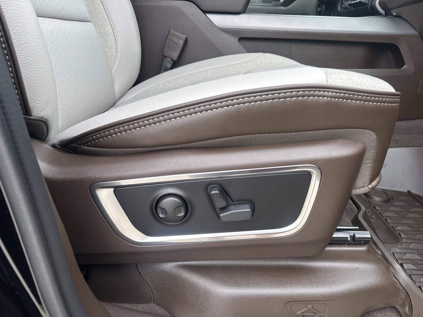2027 RAM Ram 1500 RAM 1500 LARAMIE CREW CAB 4X4 5'7' BOX