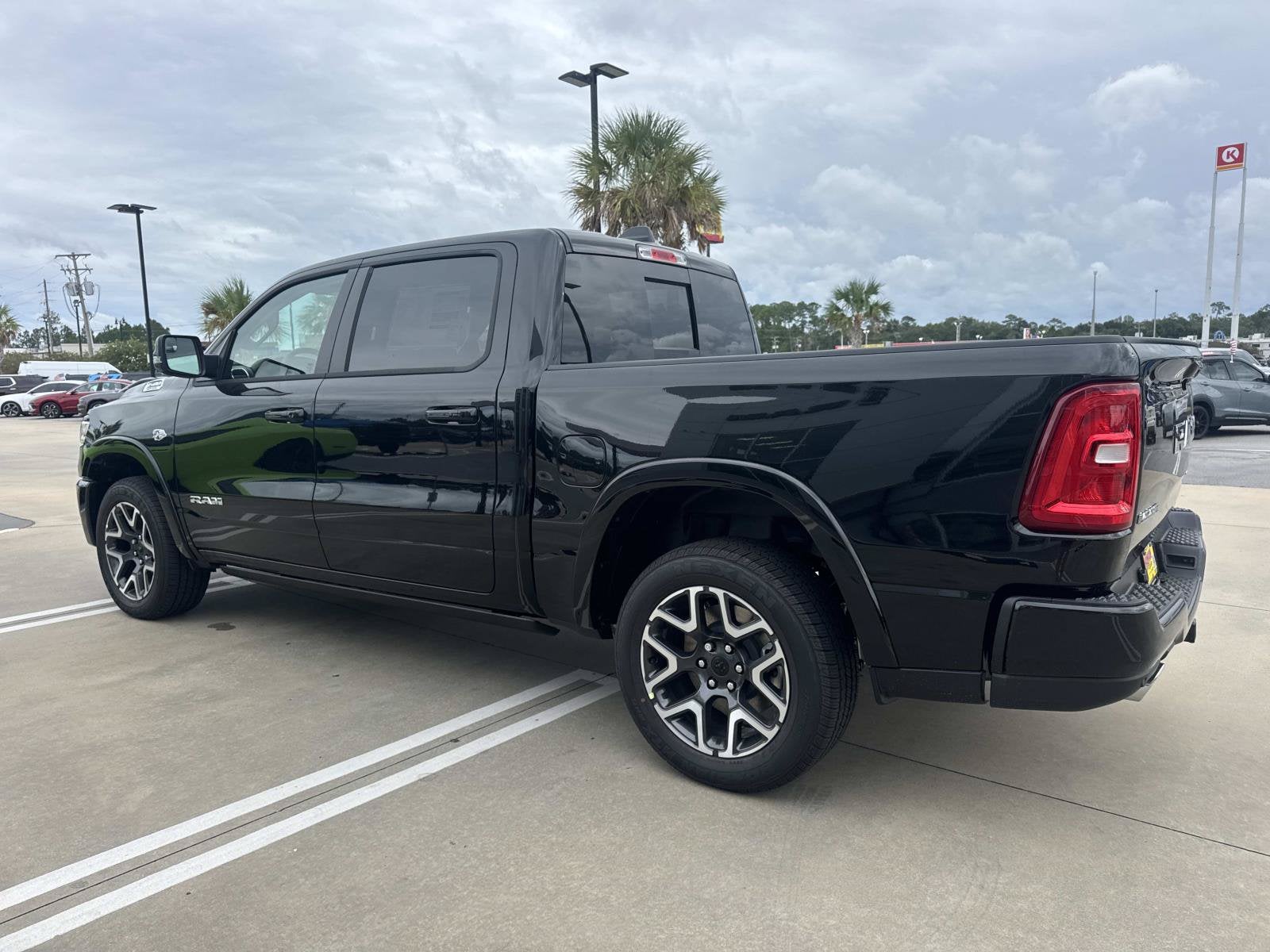 2027 RAM Ram 1500 RAM 1500 LARAMIE CREW CAB 4X4 5'7' BOX