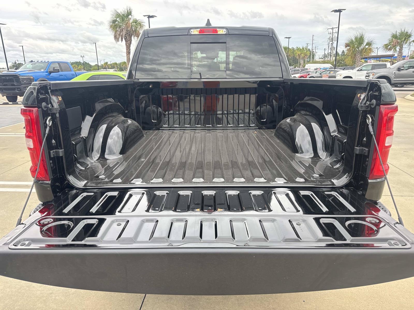 2027 RAM Ram 1500 RAM 1500 LARAMIE CREW CAB 4X4 5'7' BOX
