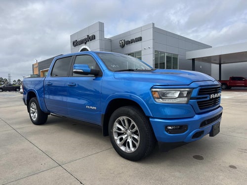 2022 RAM 1500 Laramie Crew Cab 4x4 5'7' Box