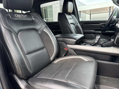 2022 RAM 1500 Laramie Crew Cab 4x4 5'7' Box