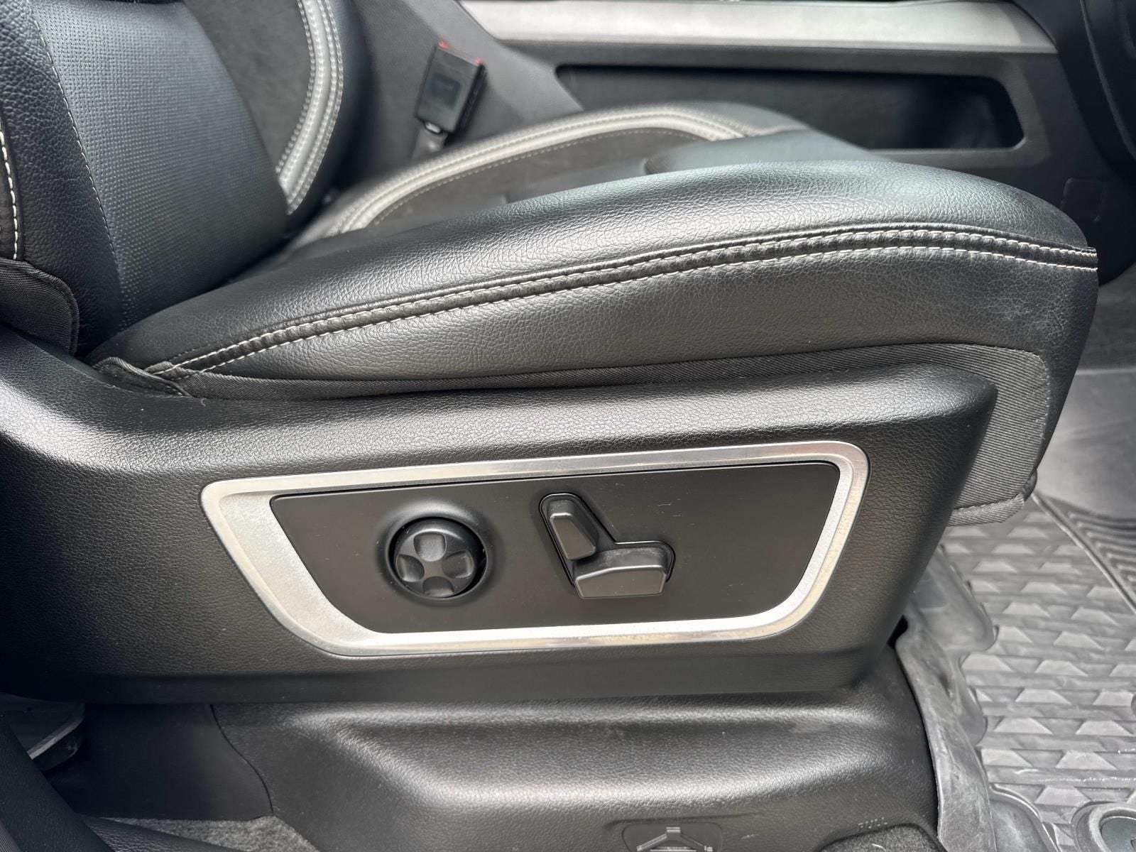 2022 RAM 1500 Laramie Crew Cab 4x4 5'7' Box