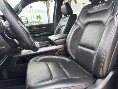 2022 RAM 1500 Laramie Crew Cab 4x4 5'7' Box