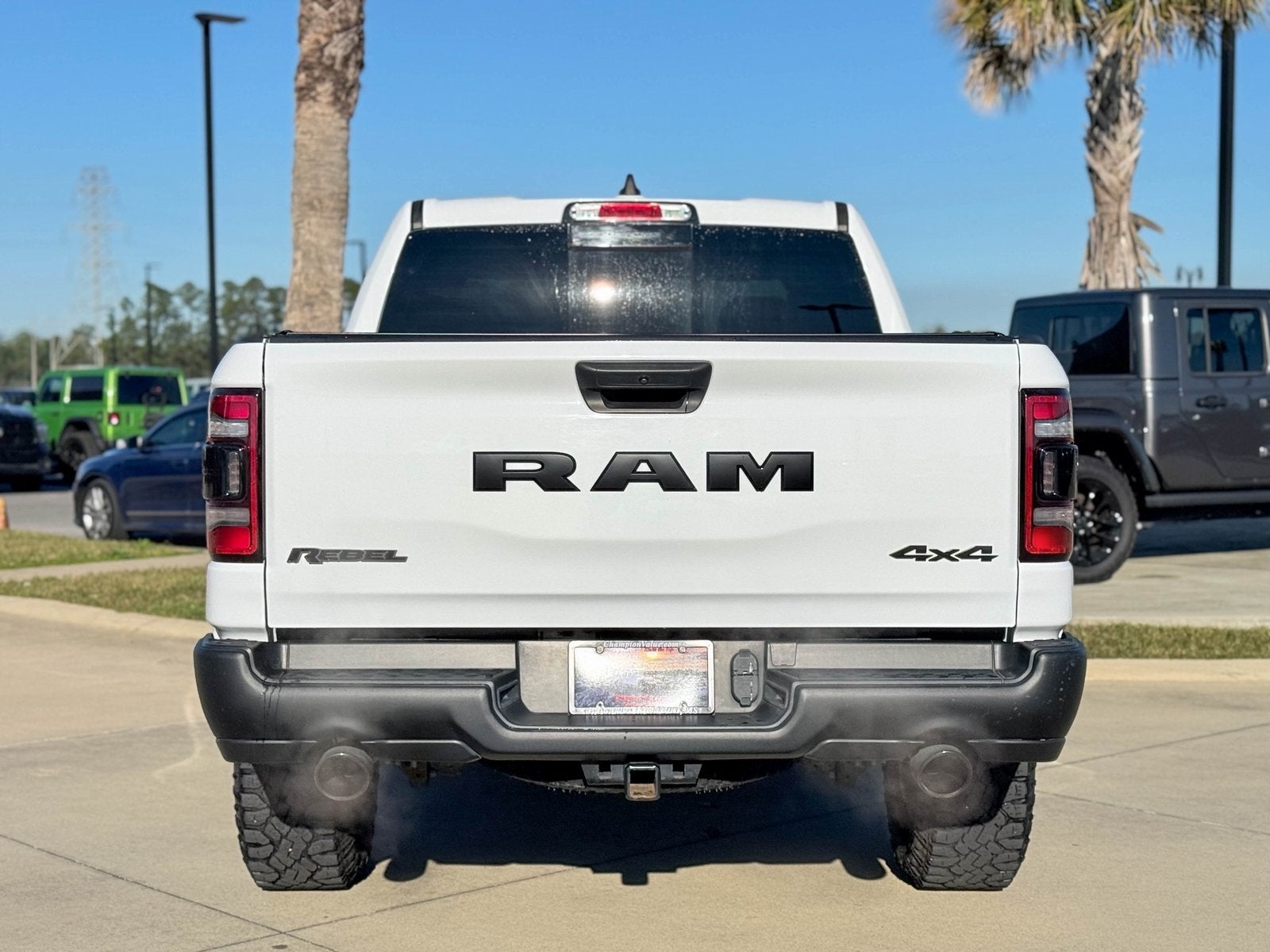 2022 RAM 1500 Rebel Crew Cab 4x4 5'7' Box