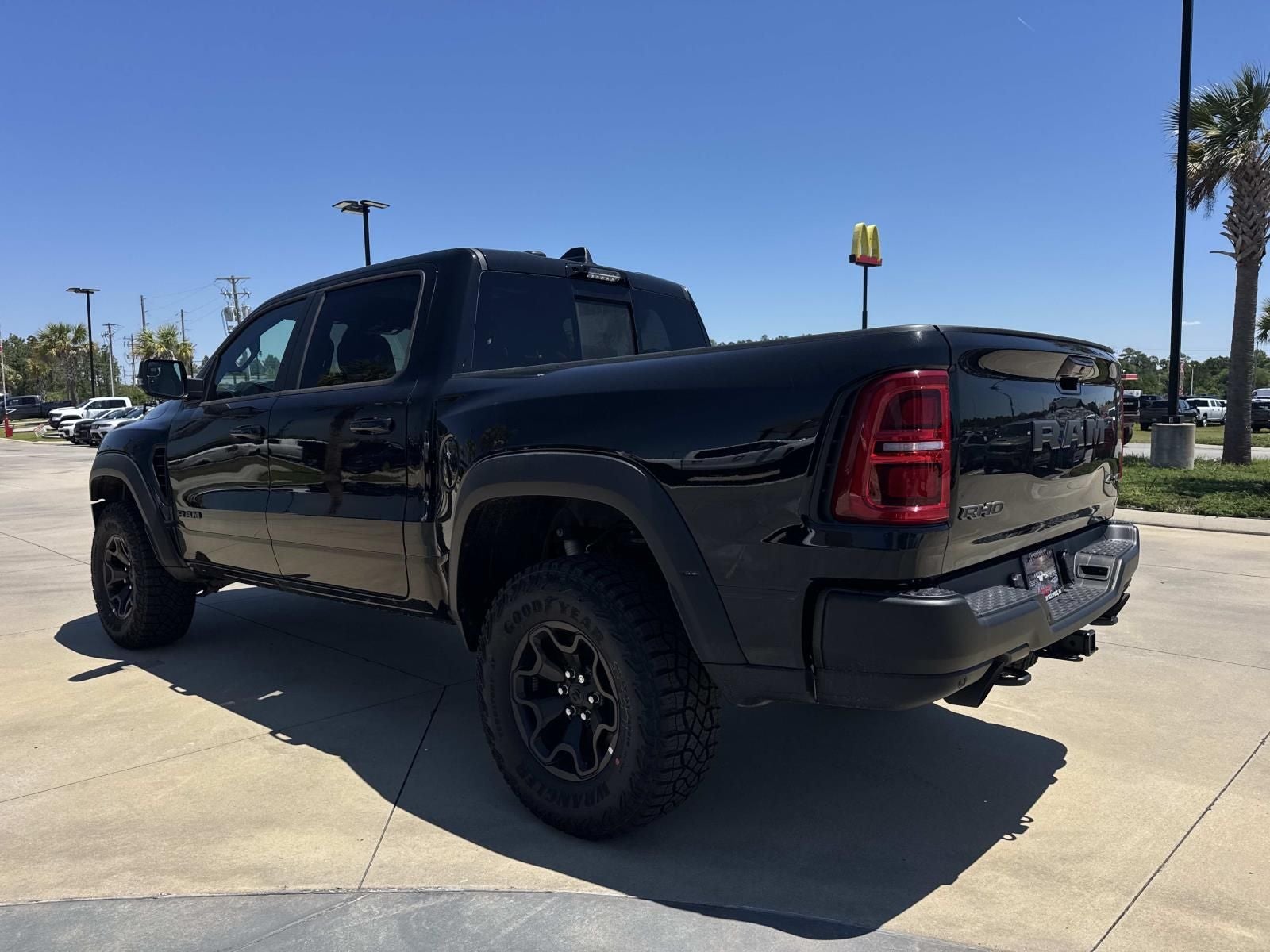 2026 RAM Ram 1500 RAM 1500 RHO CREW CAB 4X4 5'7' BOX