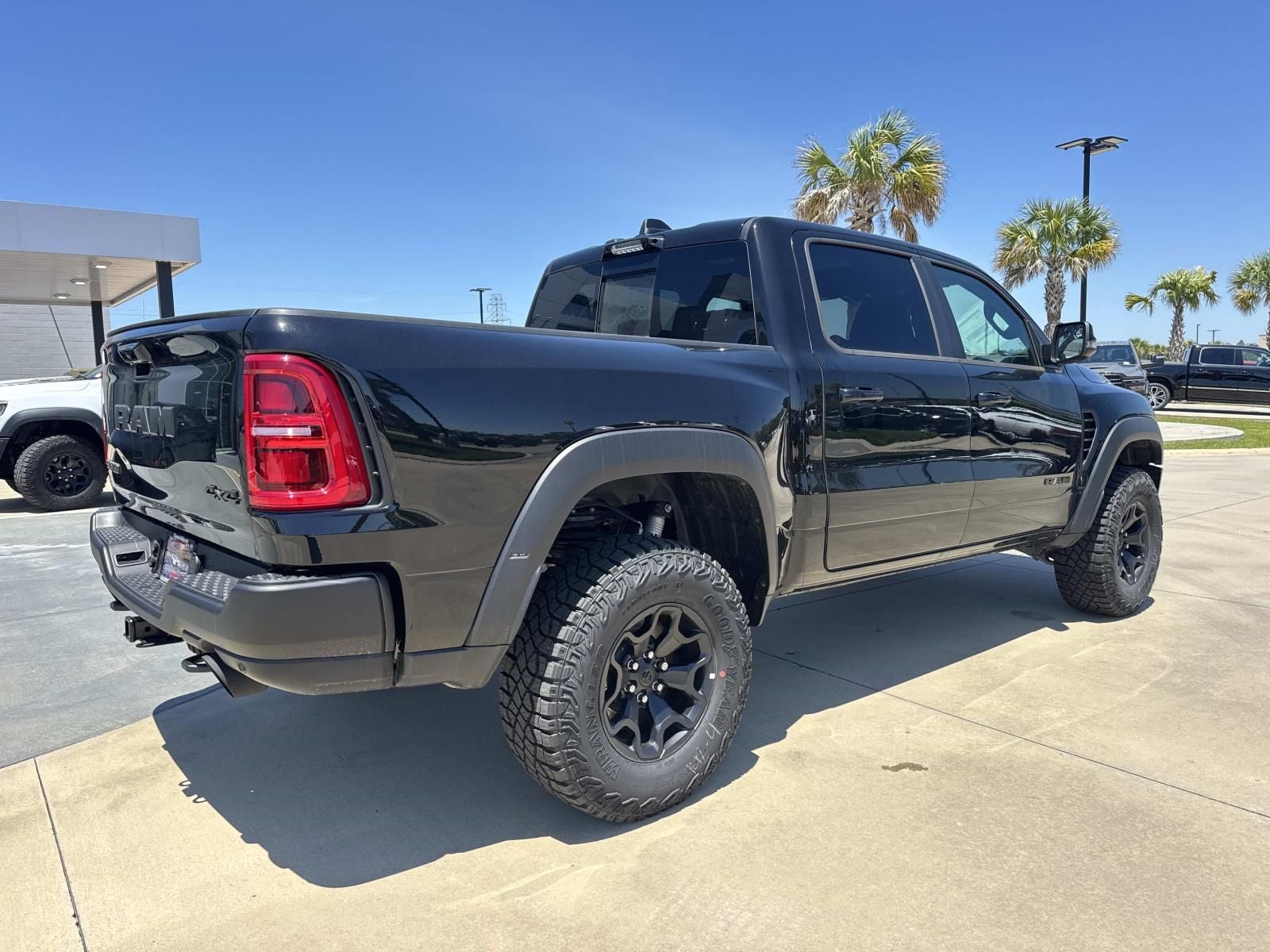 2026 RAM Ram 1500 RAM 1500 RHO CREW CAB 4X4 5'7' BOX