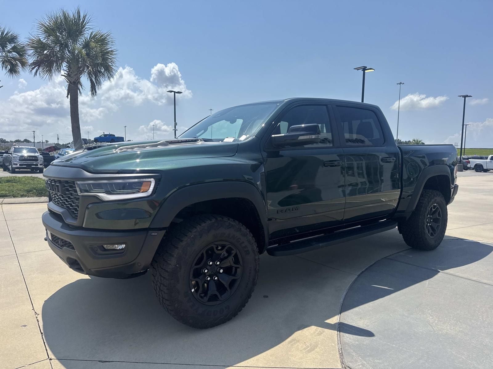 2026 RAM Ram 1500 RAM 1500 RHO CREW CAB 4X4 5'7' BOX
