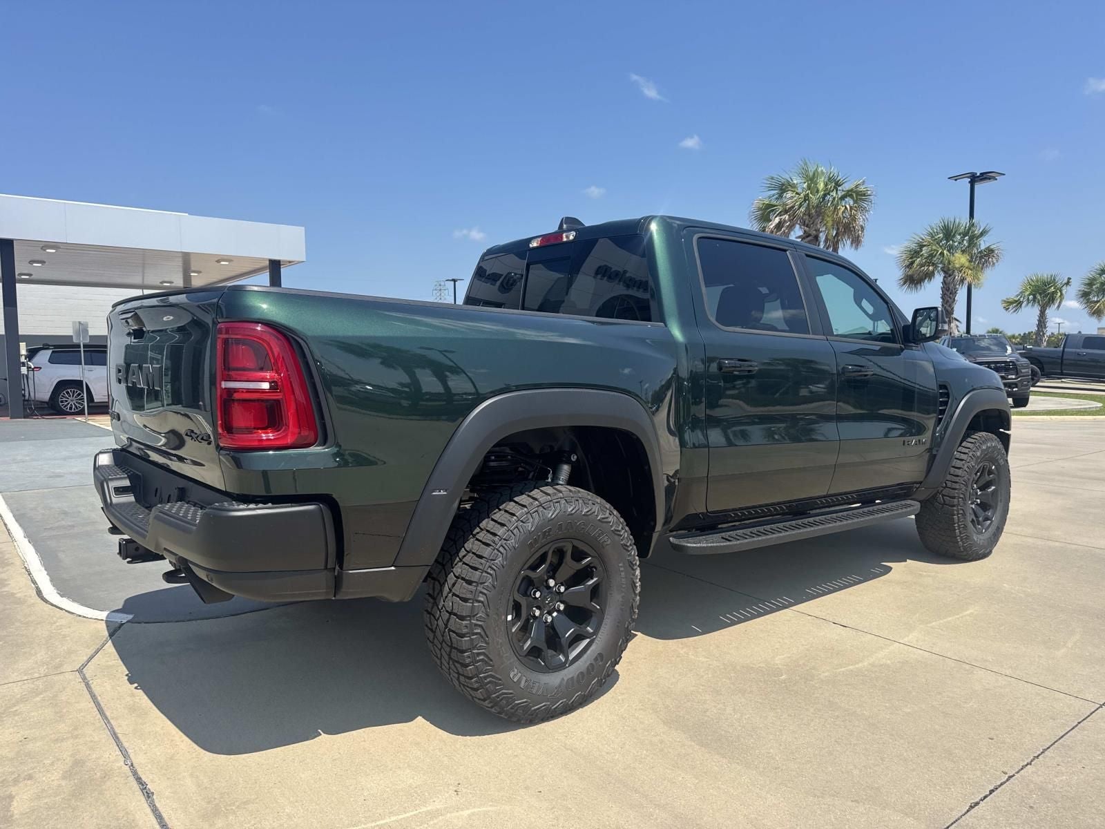2026 RAM Ram 1500 RAM 1500 RHO CREW CAB 4X4 5'7' BOX