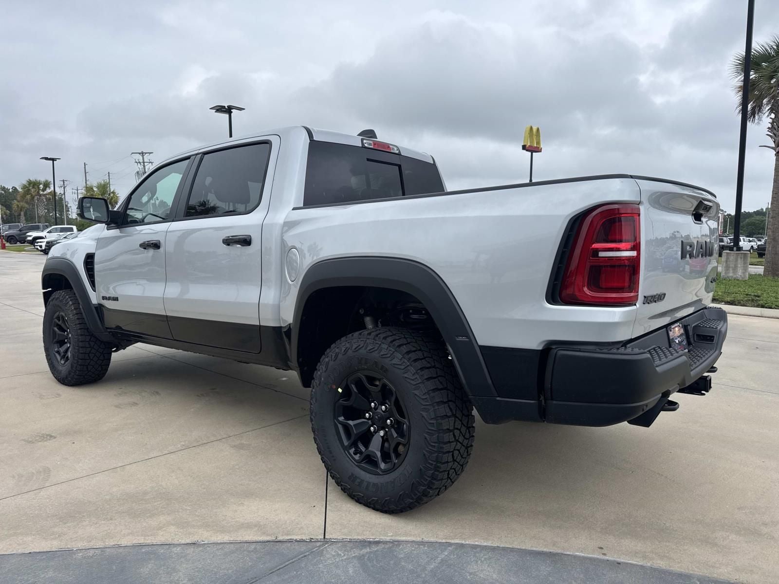 2026 RAM Ram 1500 RAM 1500 RHO CREW CAB 4X4 5'7' BOX