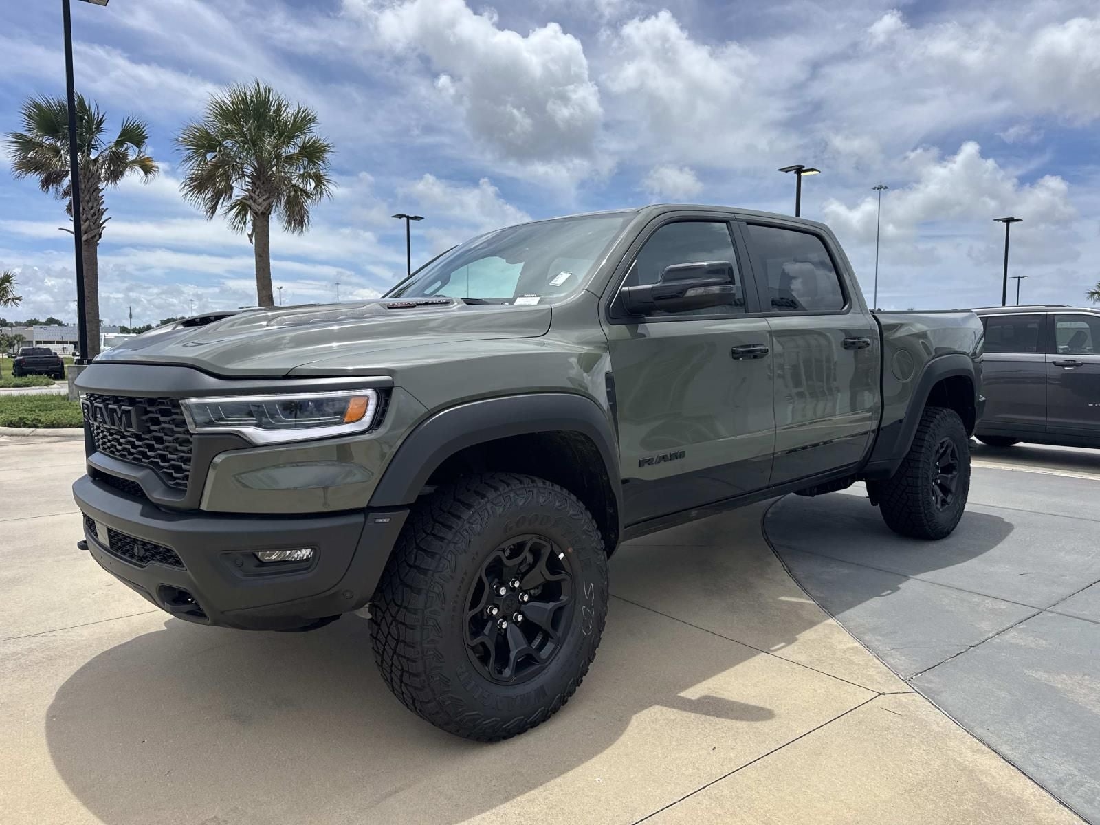 2026 RAM Ram 1500 RAM 1500 RHO CREW CAB 4X4 5'7' BOX