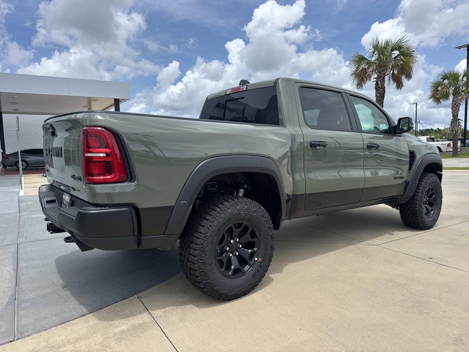 2026 RAM Ram 1500 RAM 1500 RHO CREW CAB 4X4 5'7' BOX