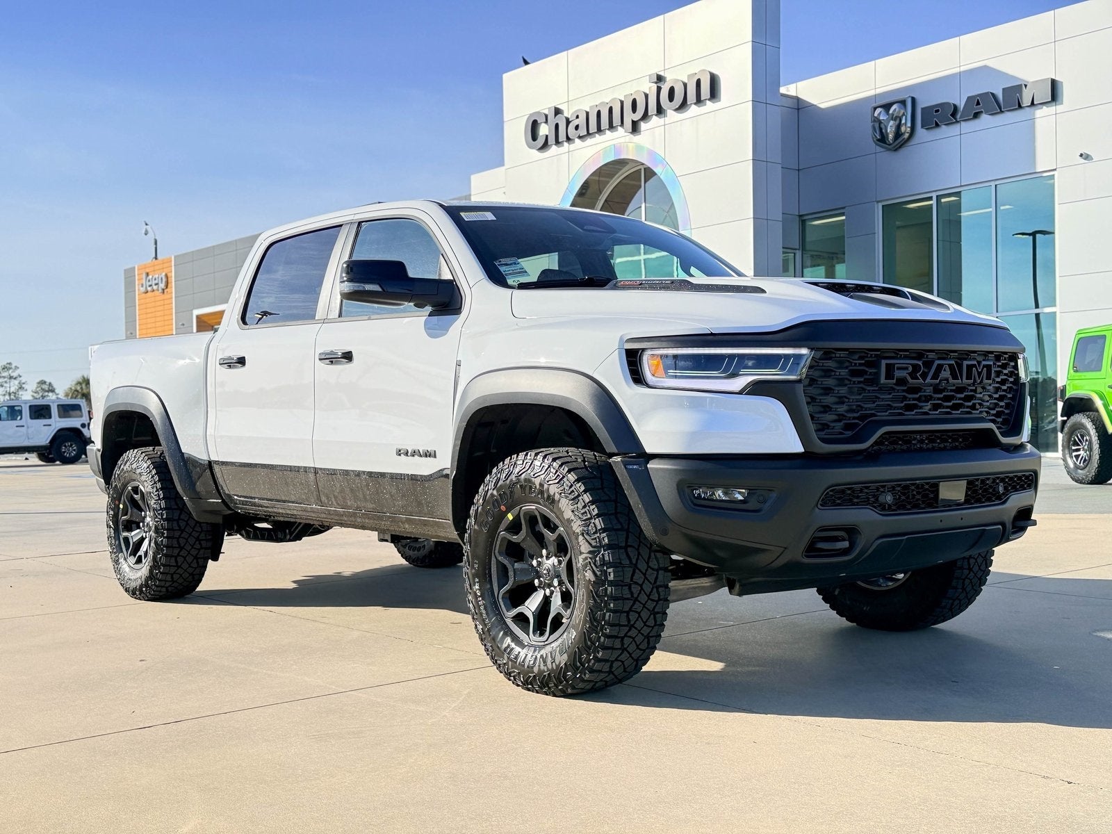 2026 RAM Ram 1500 RAM 1500 RHO CREW CAB 4X4 5'7' BOX