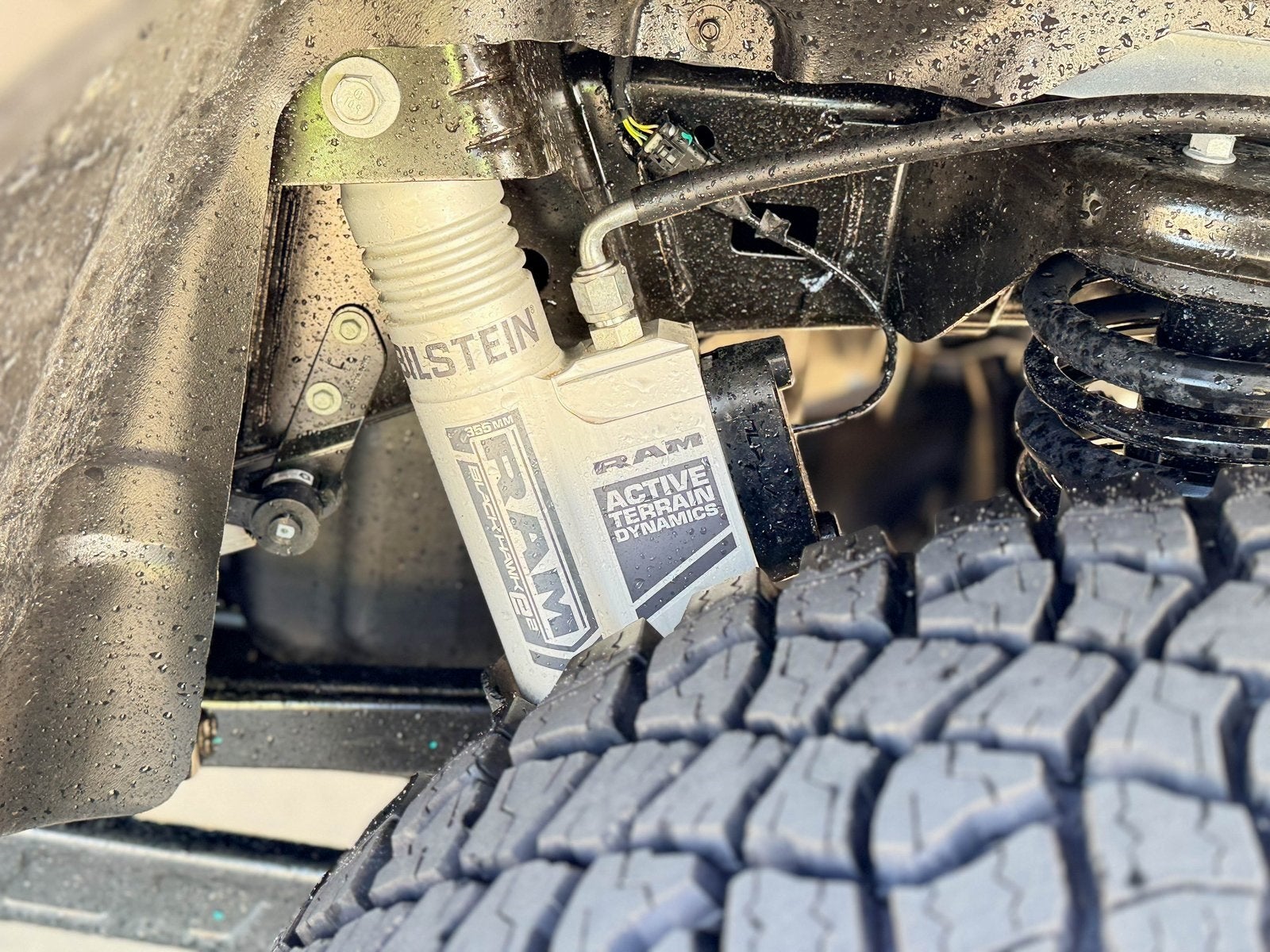 2026 RAM Ram 1500 RAM 1500 RHO CREW CAB 4X4 5'7' BOX