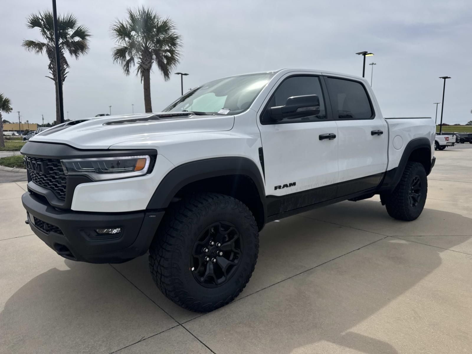 2026 RAM Ram 1500 RAM 1500 RHO CREW CAB 4X4 5'7' BOX