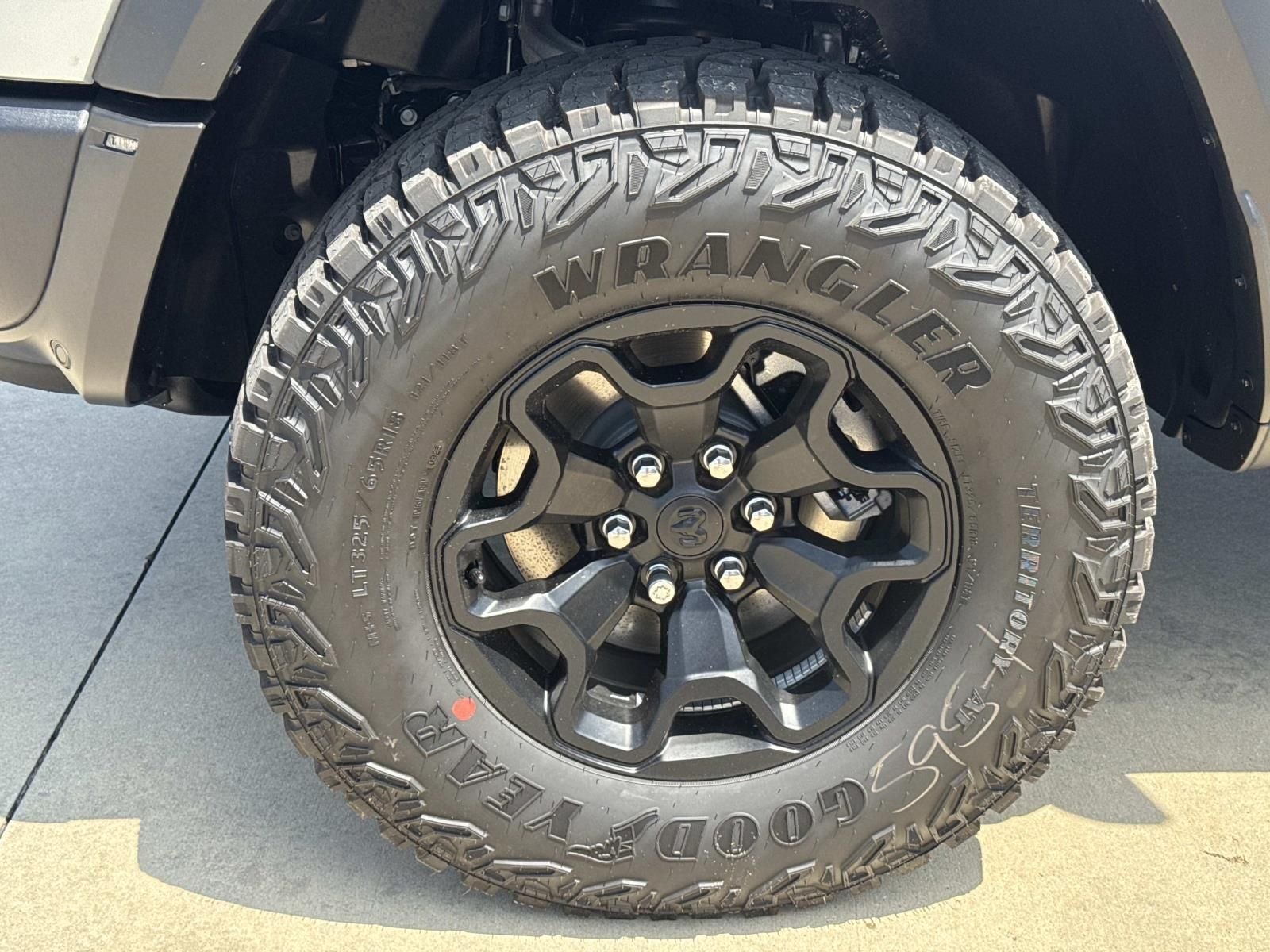 2026 RAM Ram 1500 RAM 1500 RHO CREW CAB 4X4 5'7' BOX