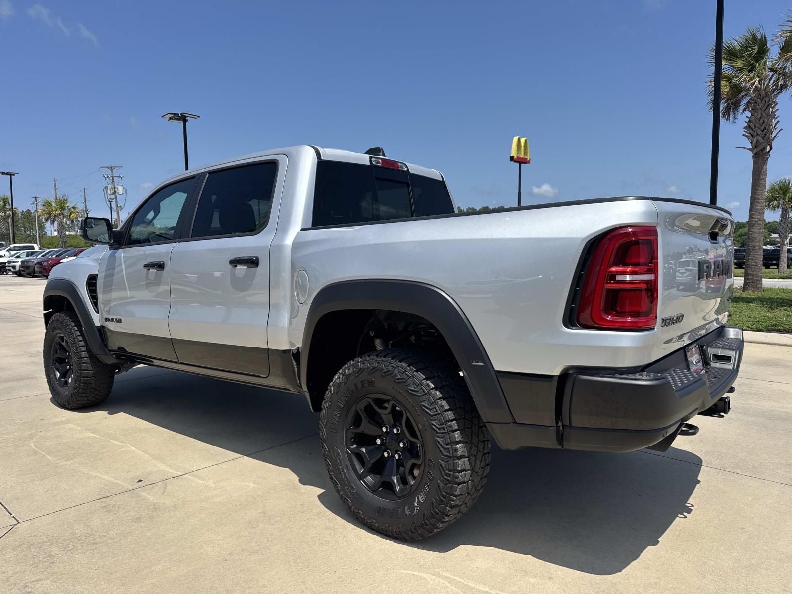 2026 RAM Ram 1500 RAM 1500 RHO CREW CAB 4X4 5'7' BOX