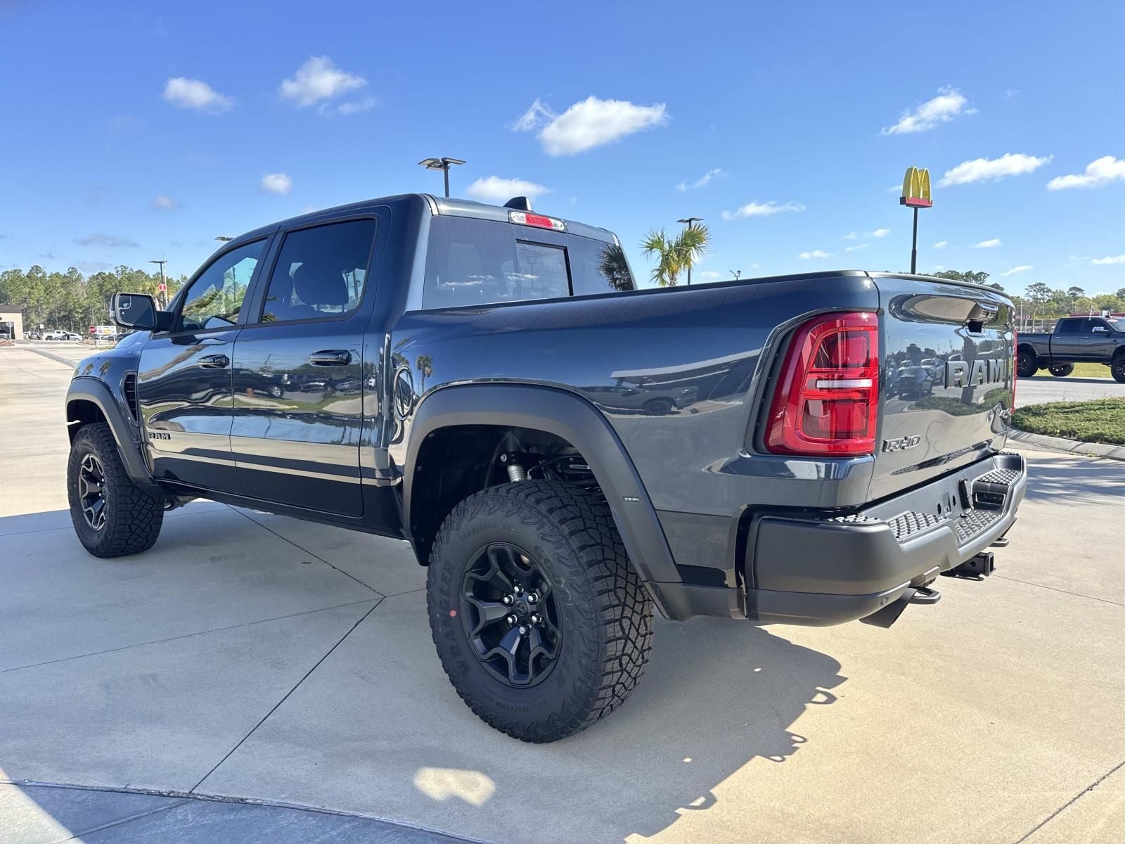 2026 RAM Ram 1500 RAM 1500 RHO CREW CAB 4X4 5'7' BOX