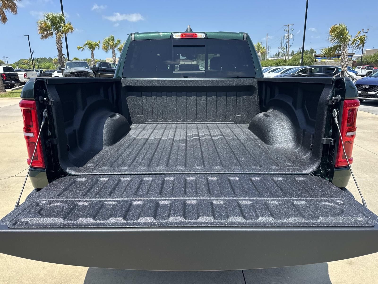 2026 RAM Ram 1500 RAM 1500 RHO CREW CAB 4X4 5'7' BOX