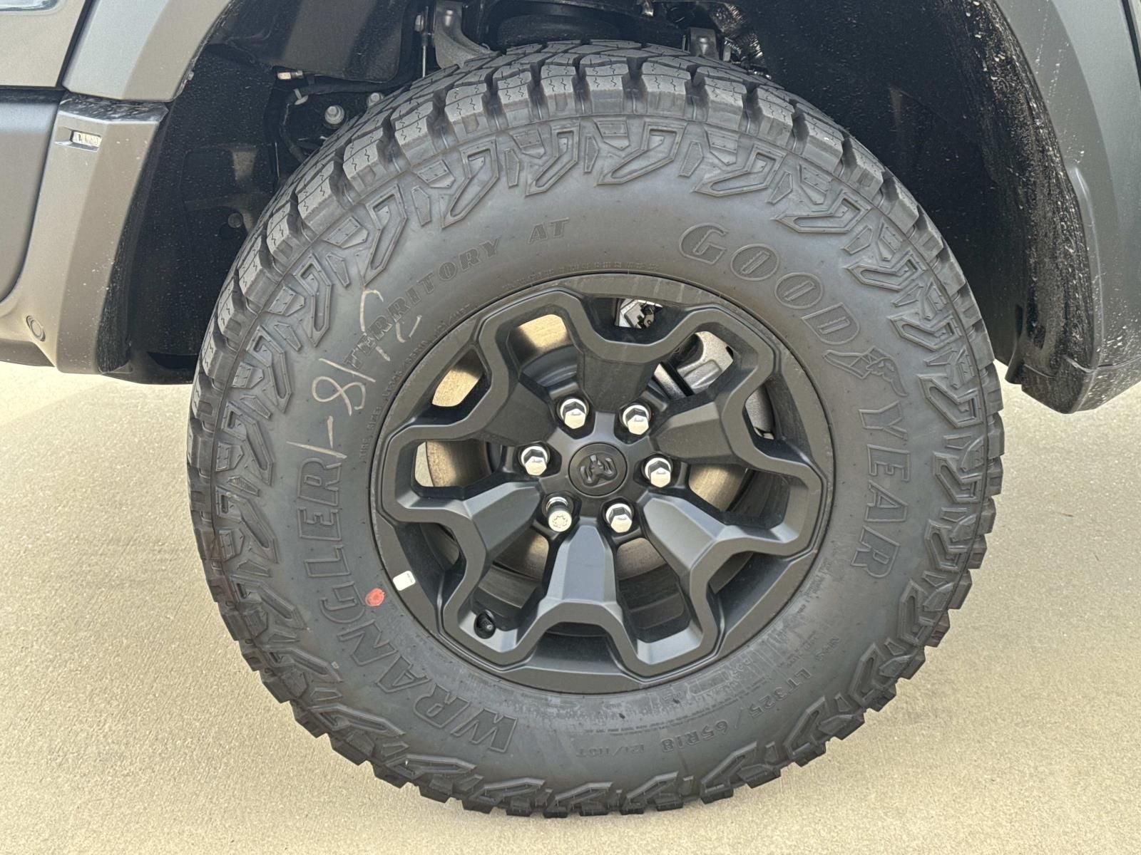 2026 RAM Ram 1500 RAM 1500 RHO CREW CAB 4X4 5'7' BOX