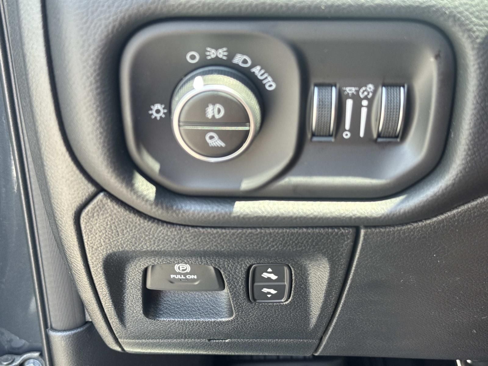 2026 RAM Ram 1500 RAM 1500 RHO CREW CAB 4X4 5'7' BOX