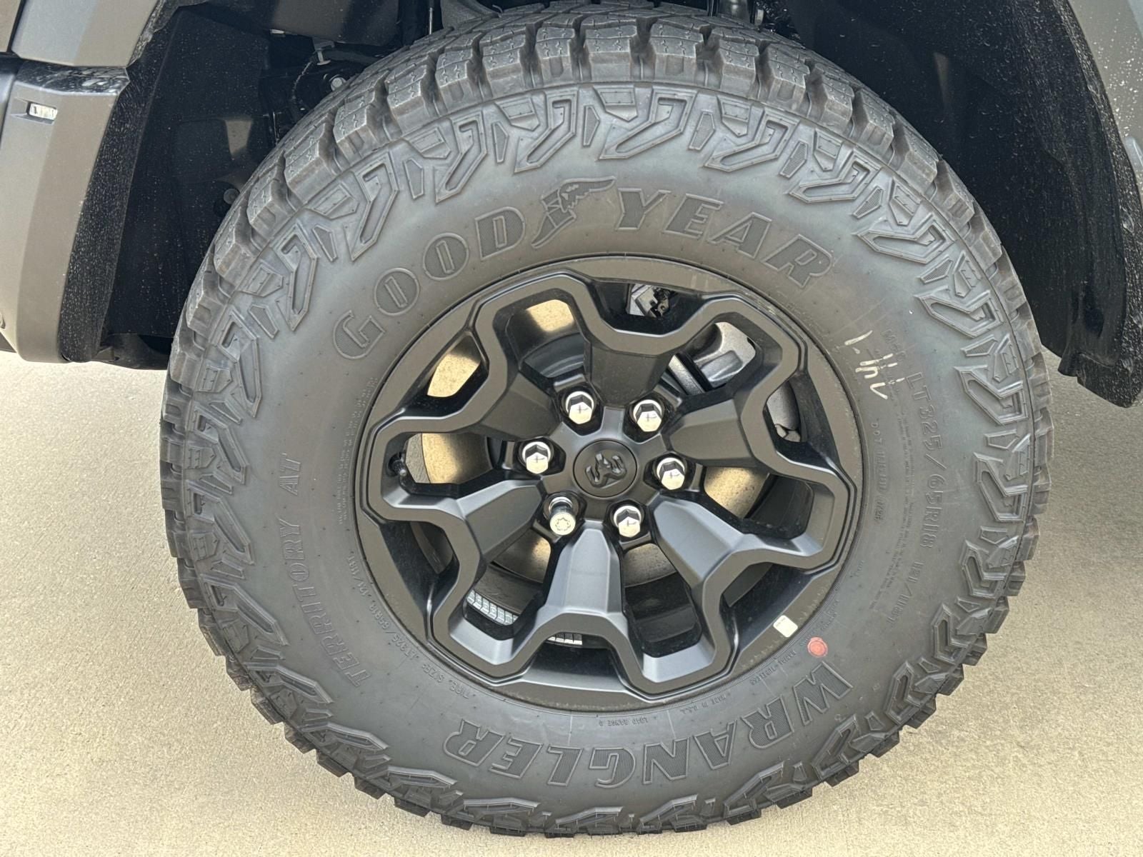 2026 RAM Ram 1500 RAM 1500 RHO CREW CAB 4X4 5'7' BOX