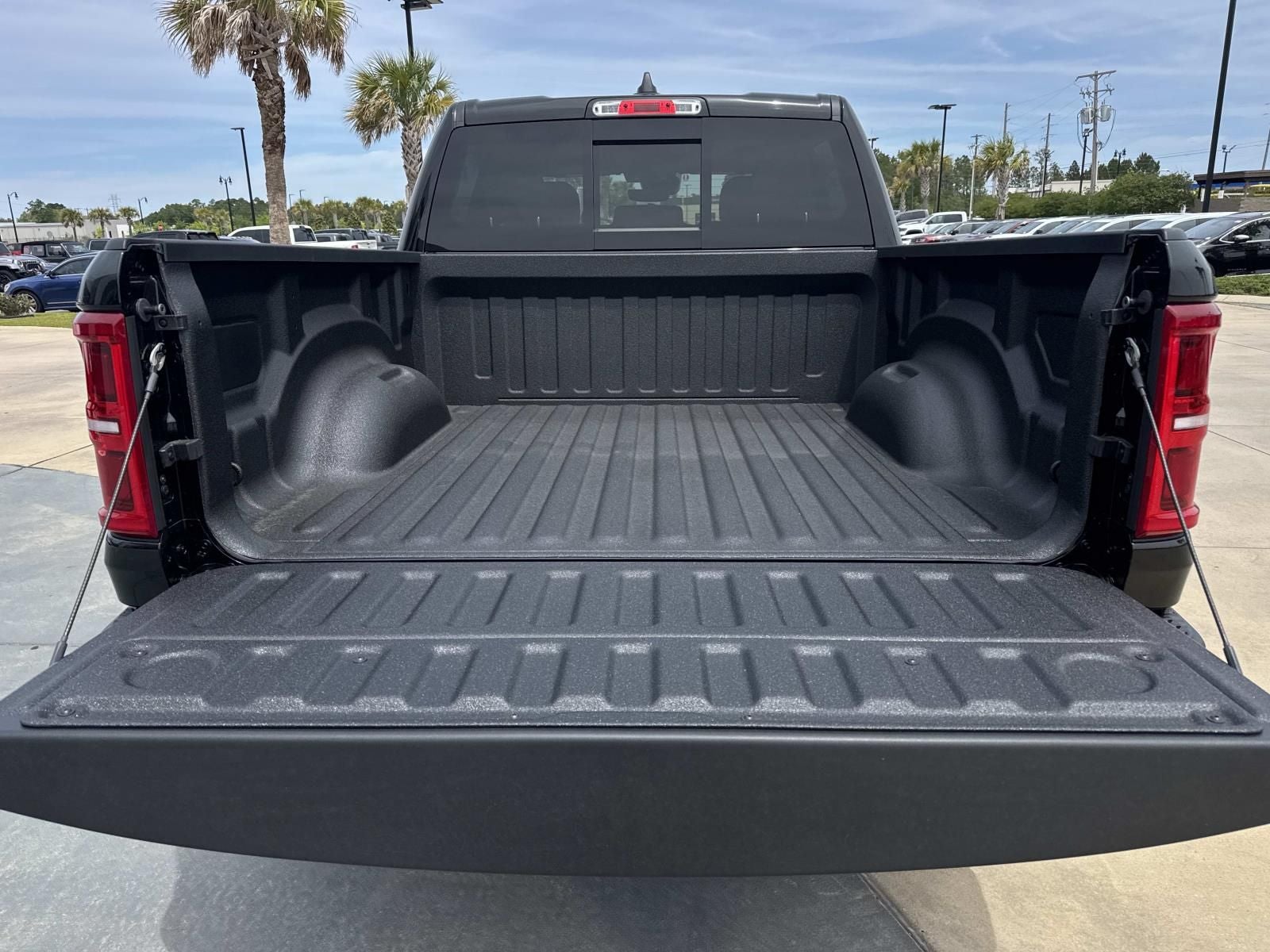 2026 RAM Ram 1500 RAM 1500 RHO CREW CAB 4X4 5'7' BOX