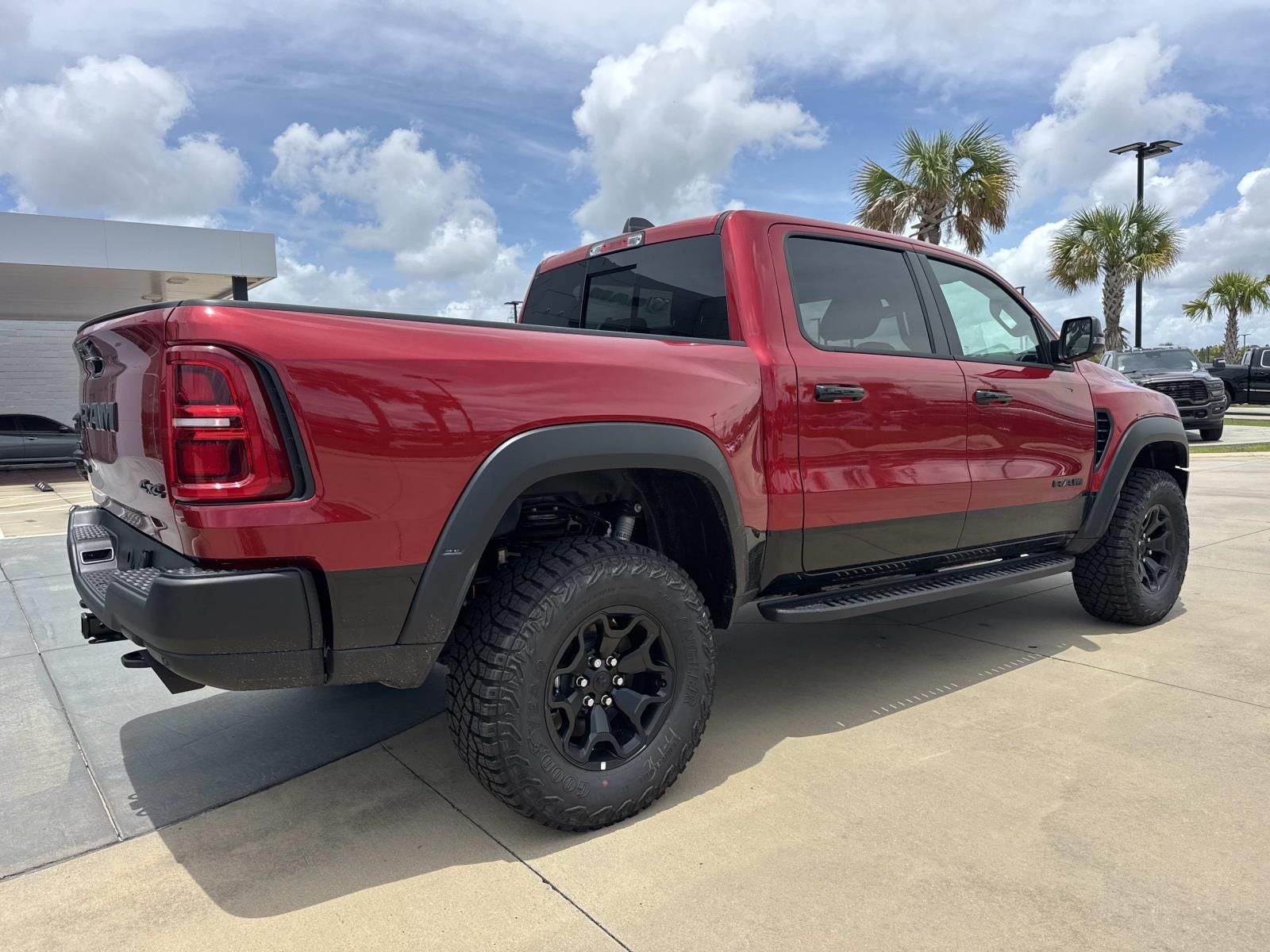 2026 RAM Ram 1500 RAM 1500 RHO CREW CAB 4X4 5'7' BOX