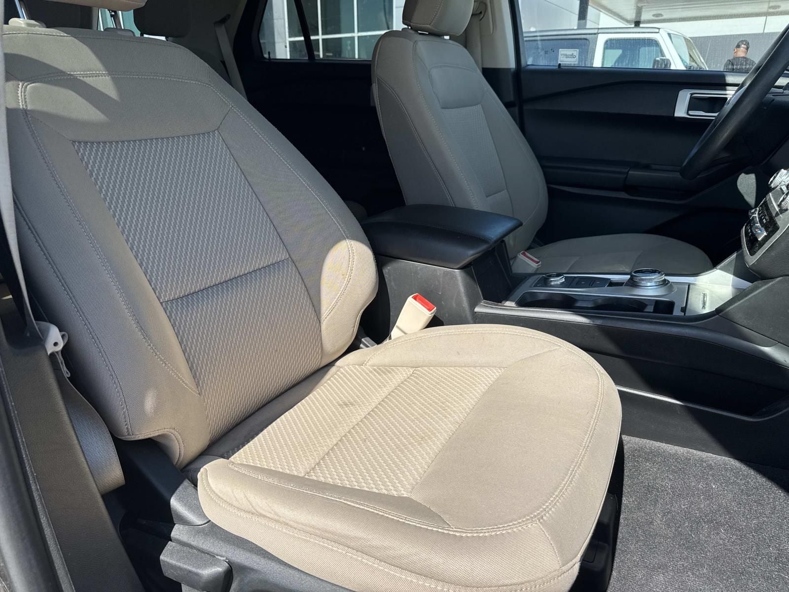 2023 Ford Explorer Base