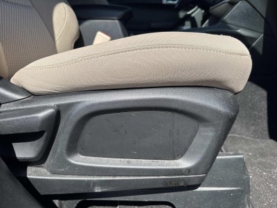 2023 Ford Explorer Base