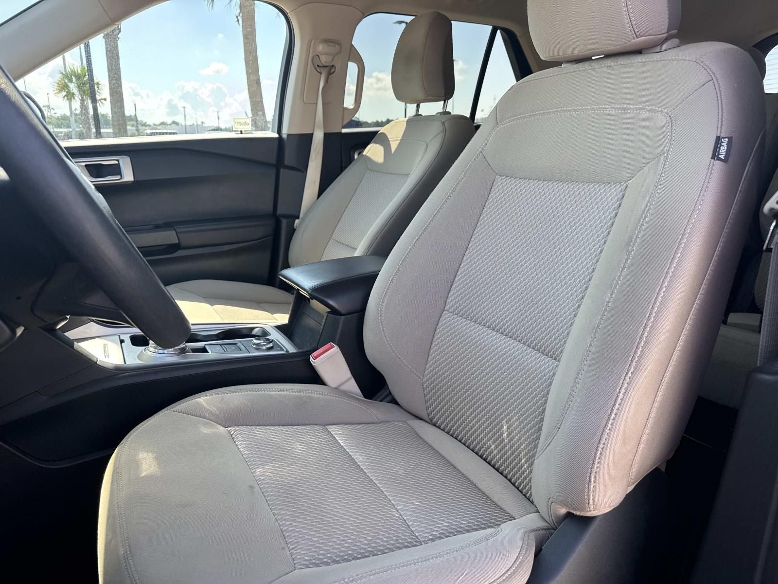 2023 Ford Explorer Base