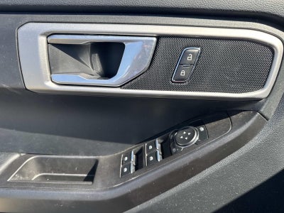 2023 Ford Explorer Base