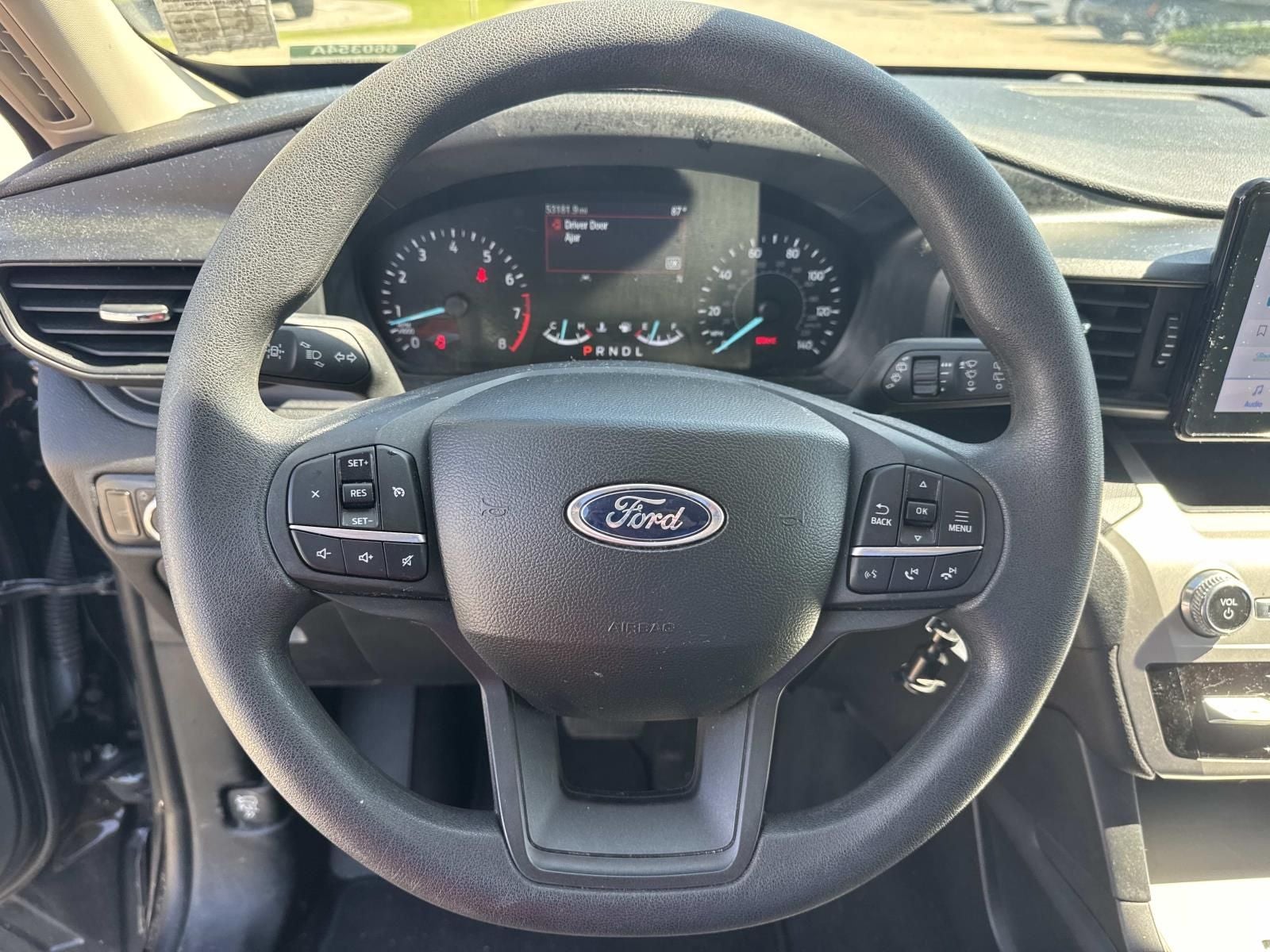 2023 Ford Explorer Base