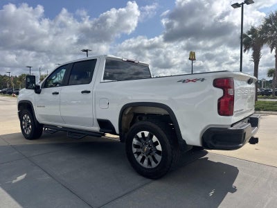 2023 Chevrolet Silverado 2500HD 4WD Crew Cab Standard Bed Custom