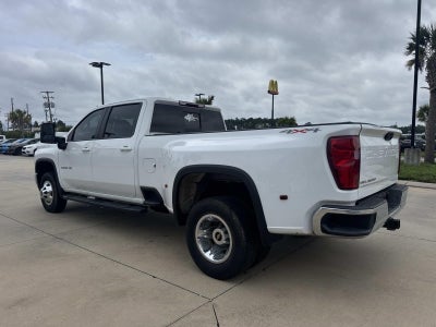 2022 Chevrolet Silverado 3500HD 4WD Crew Cab Long Bed LT