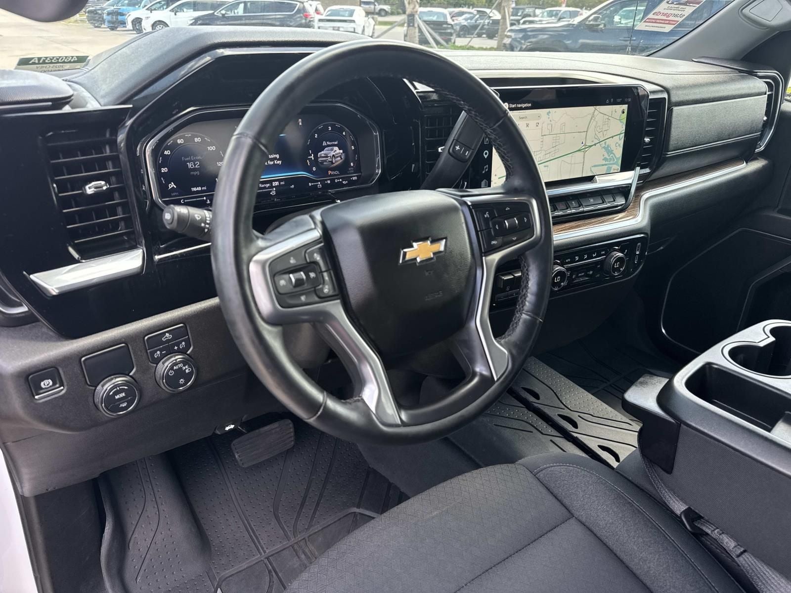 2025 Chevrolet Silverado 1500 2WD Crew Cab Short Bed LT