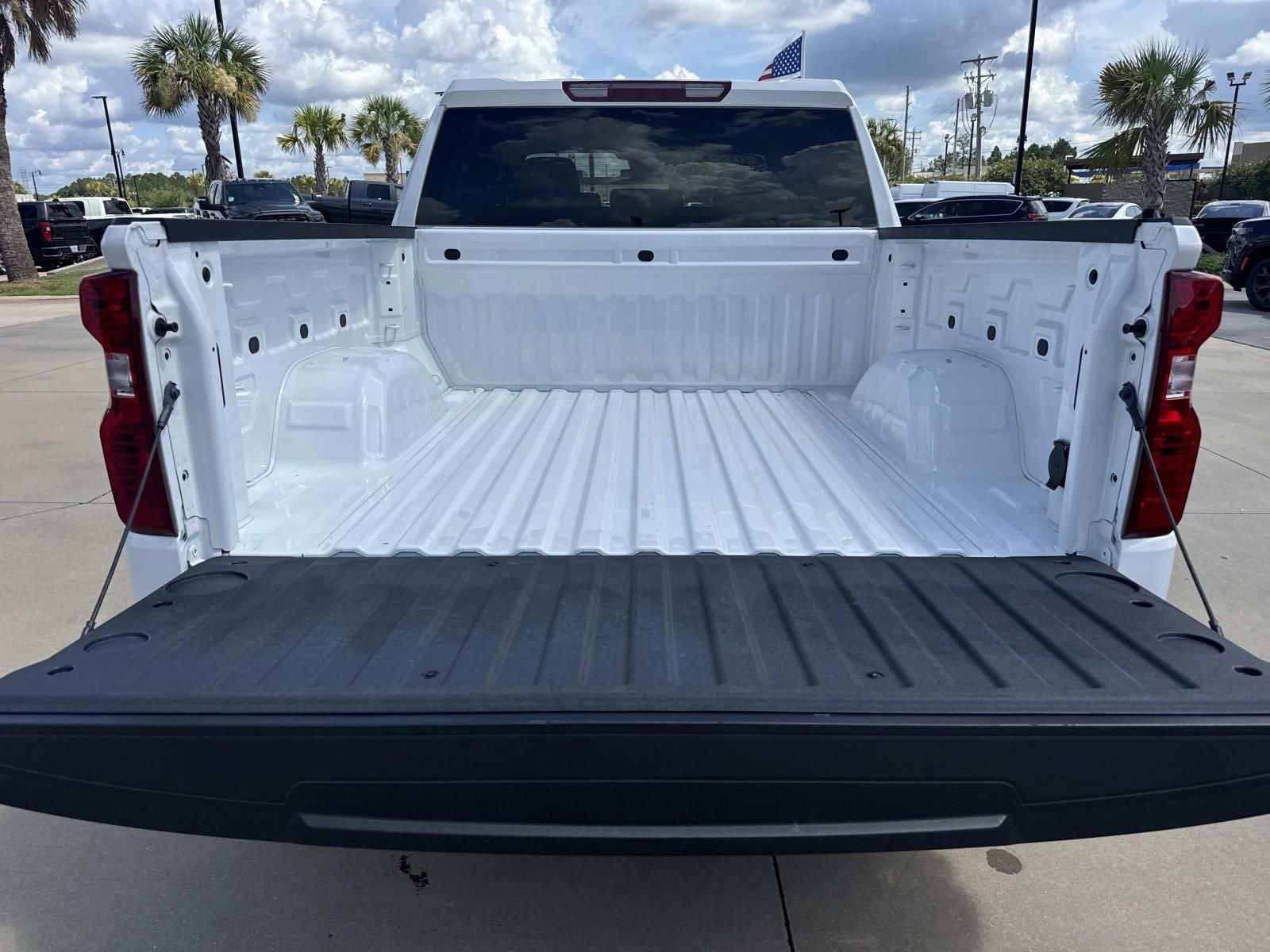 2025 Chevrolet Silverado 1500 2WD Crew Cab Short Bed LT
