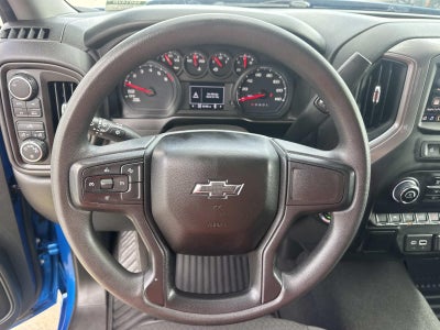 2023 Chevrolet Silverado 1500 4WD Crew Cab Short Bed Custom