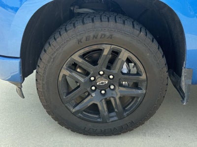 2023 Chevrolet Silverado 1500 4WD Crew Cab Short Bed Custom