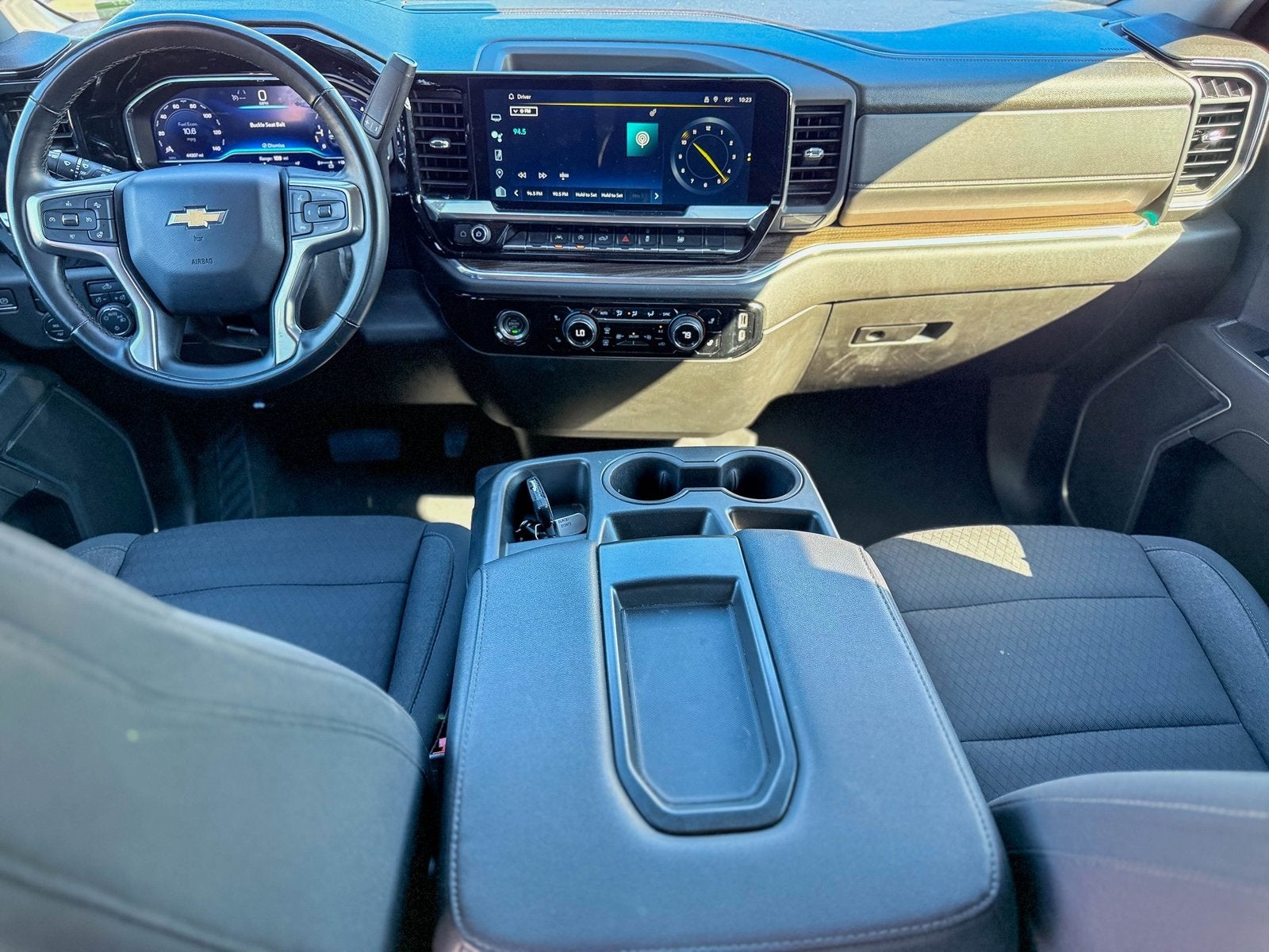 2023 Chevrolet Silverado 1500 4WD Crew Cab Standard Bed LT