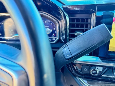 2023 Chevrolet Silverado 1500 4WD Crew Cab Standard Bed LT