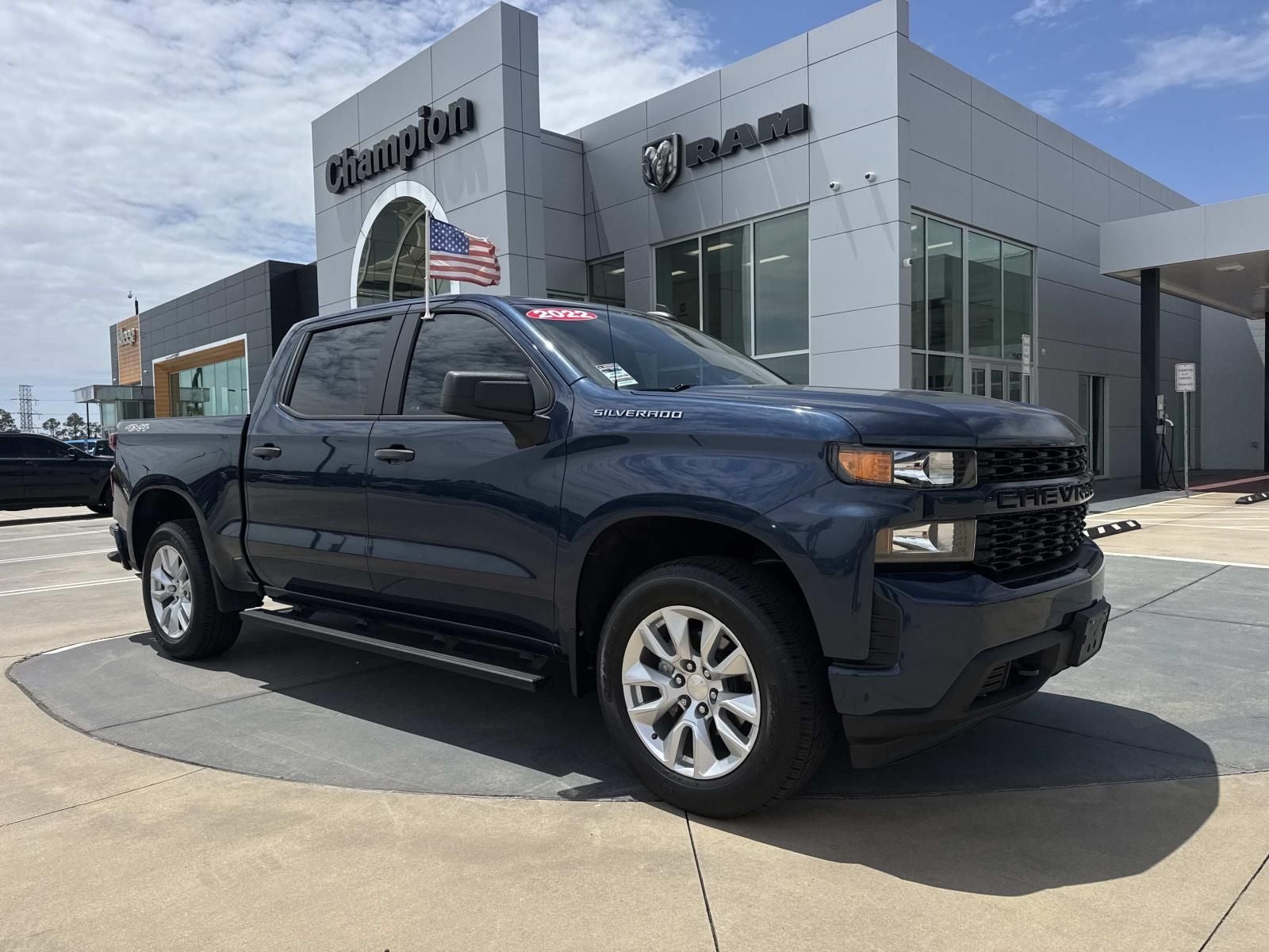 2022 Chevrolet Silverado 1500 LTD 4WD Crew Cab Short Bed Custom