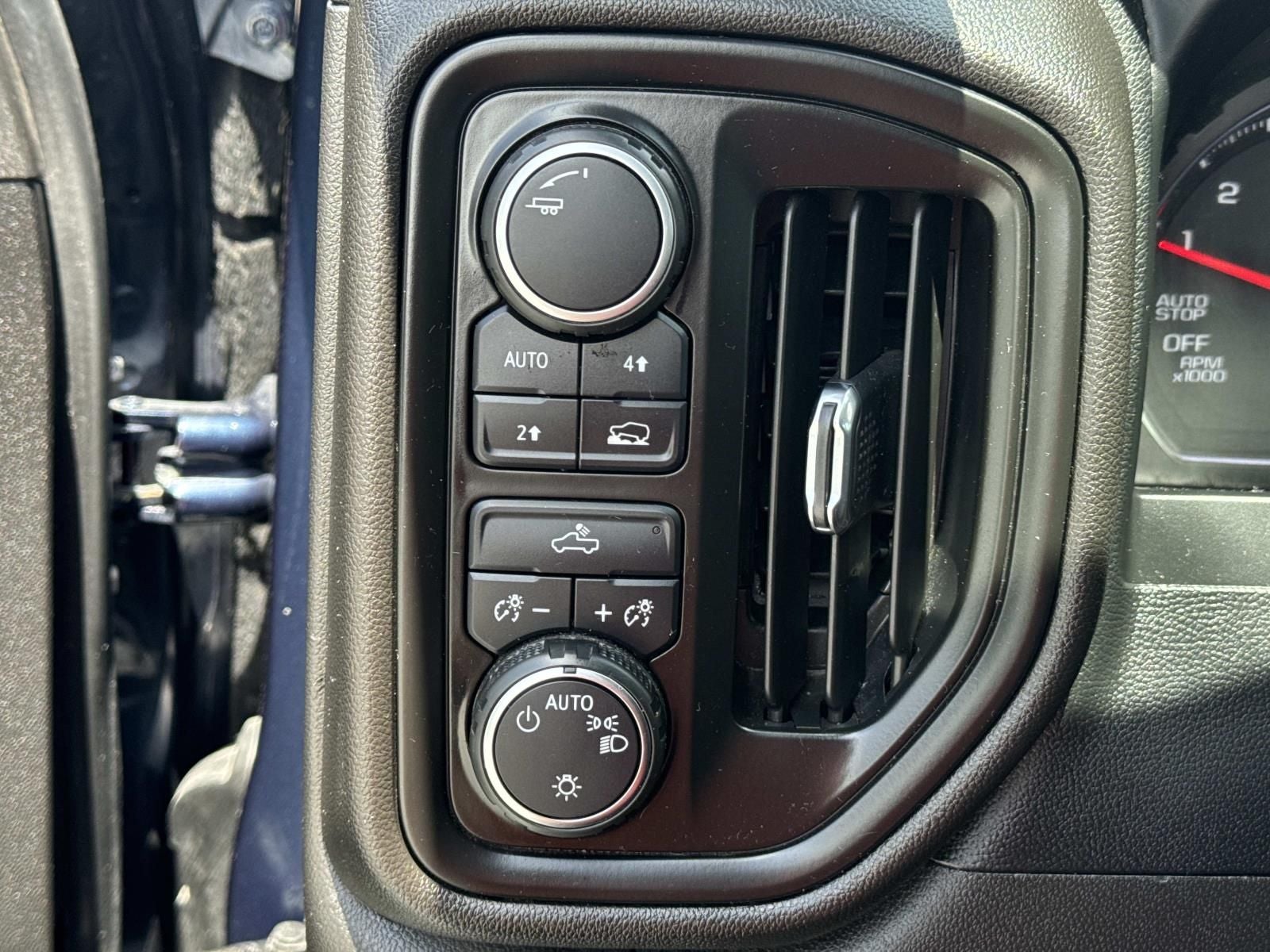 2022 Chevrolet Silverado 1500 LTD 4WD Crew Cab Short Bed Custom