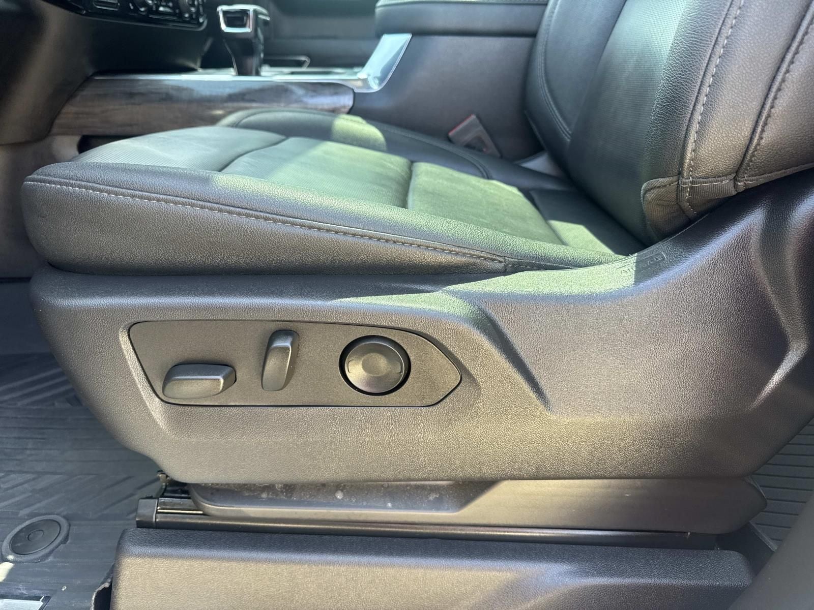 2024 Chevrolet Silverado 1500 4WD Crew Cab Short Bed LTZ