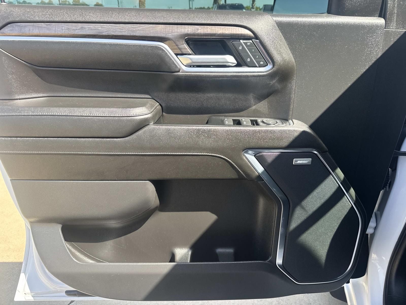 2024 Chevrolet Silverado 1500 4WD Crew Cab Short Bed LTZ